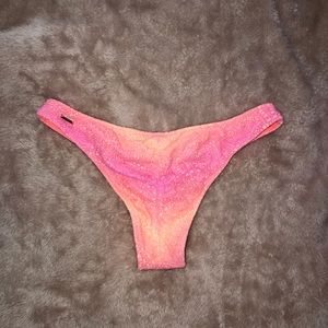 yellow and pink itsy VS bottoms